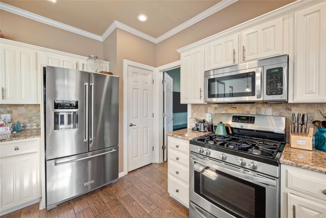 3904 Berrybush Lane, Fort Worth, TX 76137