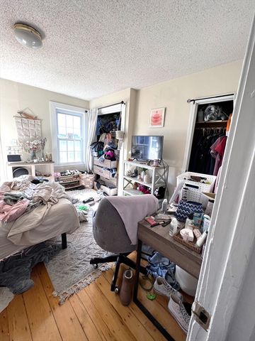 169 W 7th 2, Boston, MA 02127