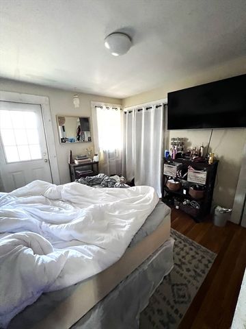169 W 7th 2, Boston, MA 02127