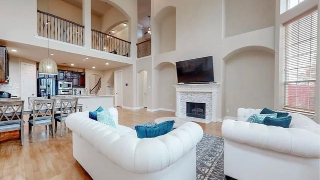 3264 Heatherbrook Lane, Richardson, TX 75082