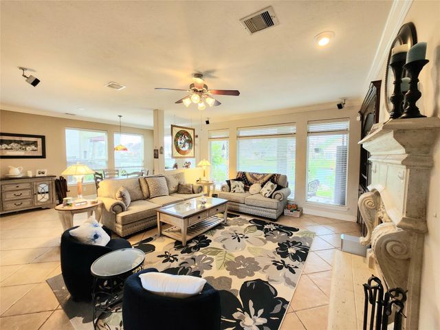 14330 Dunrobin Way, Sugar Land, TX 77498