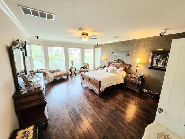14330 Dunrobin Way, Sugar Land, TX 77498