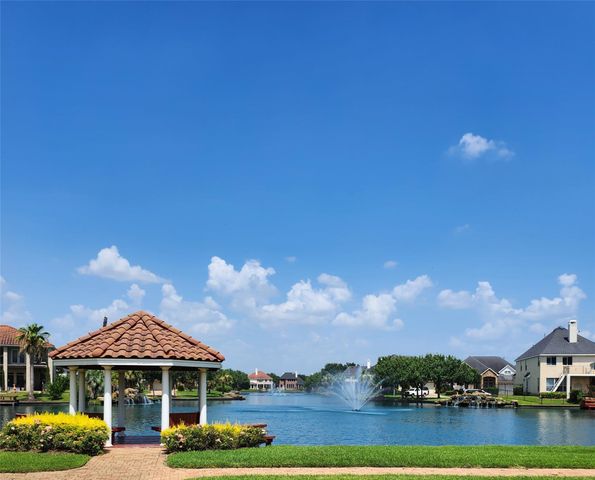 14330 Dunrobin Way, Sugar Land, TX 77498