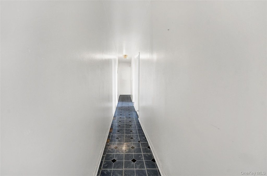 975 Union 51, Bronx, NY 10459 — photo 2