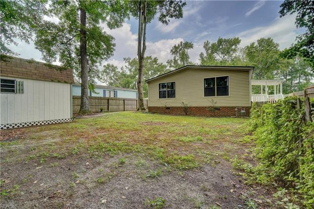250 Burnetts WAY, Suffolk, VA 23434