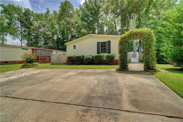 250 Burnetts WAY, Suffolk, VA 23434
