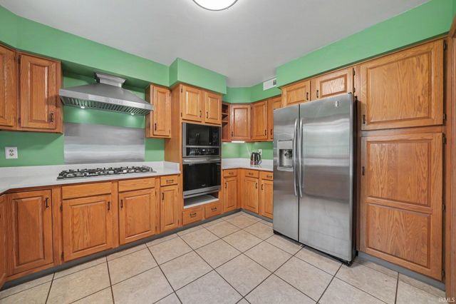 20957 Riverbrook Lane, Bristol, IN 46507