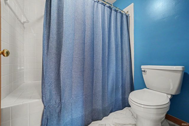 20957 Riverbrook Lane, Bristol, IN 46507