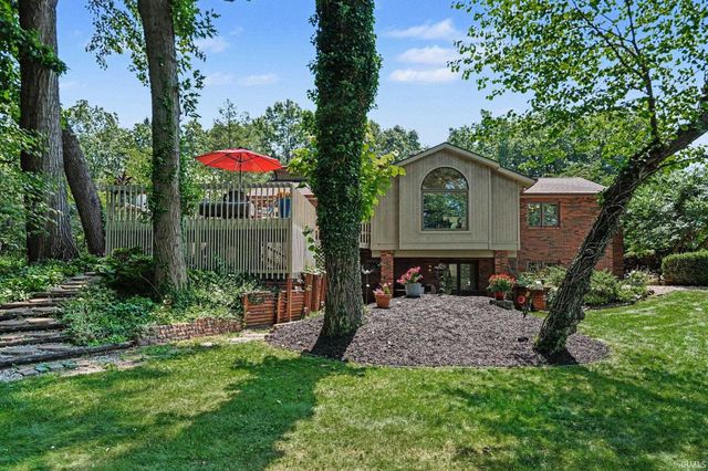 20957 Riverbrook Lane, Bristol, IN 46507