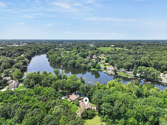 20957 Riverbrook Lane, Bristol, IN 46507