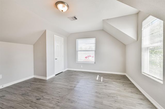 424 S Broadway Street, La Porte, TX 77571