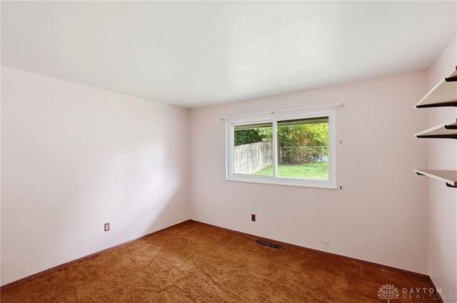 6100 Farmborough Drive, Dayton, OH 45424