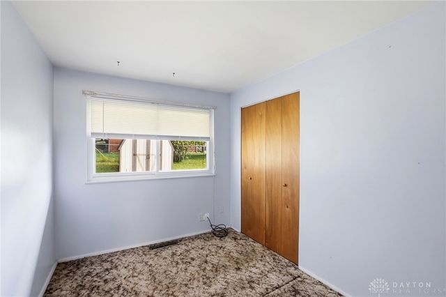 6100 Farmborough Drive, Dayton, OH 45424