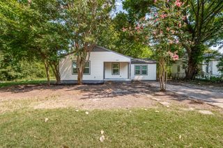3260 Nandina Drive, Dallas, TX 75241