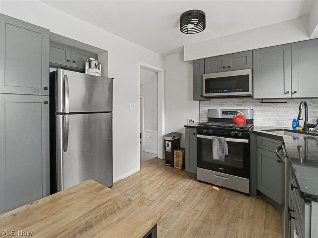 3713 E 153rd Street, Cleveland, OH 44120