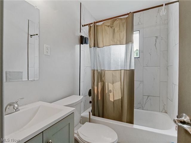 3713 E 153rd Street, Cleveland, OH 44120