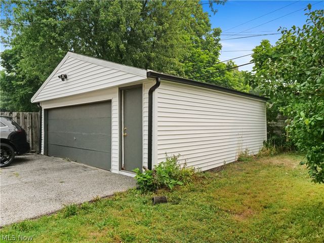 3713 E 153rd Street, Cleveland, OH 44120