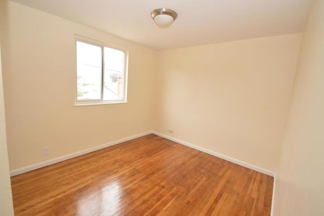 90 Rockridge Avenue, Daly City, CA 94015