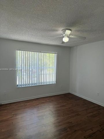 5530 NW 61st St 321, Coconut Creek, FL 33073