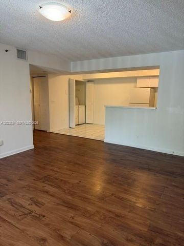 5530 NW 61st St 321, Coconut Creek, FL 33073