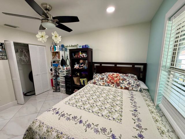 7743 Elwood Drive, Greenacres, FL 33467