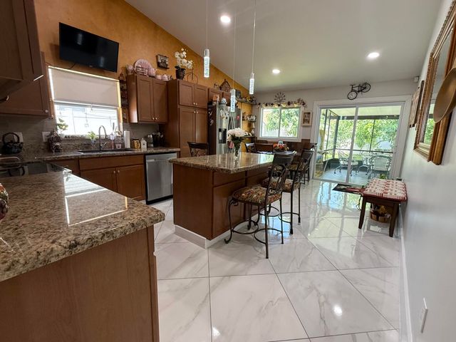 7743 Elwood Drive, Greenacres, FL 33467