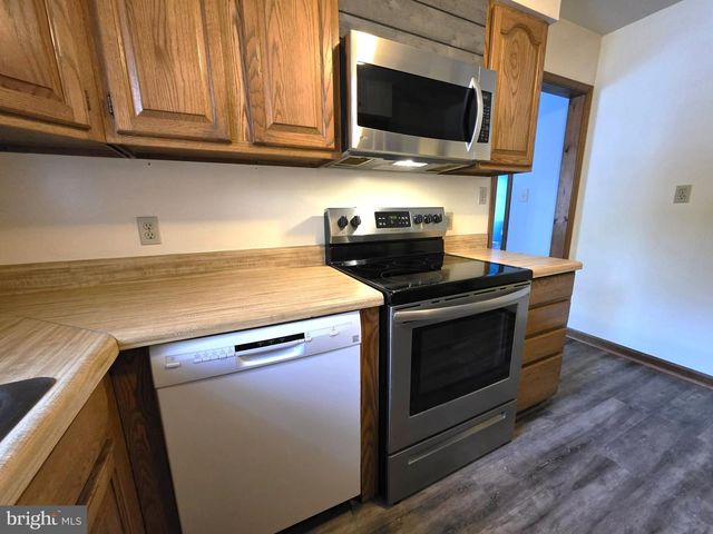 29325 W LINE RD, Delmar, MD 21875