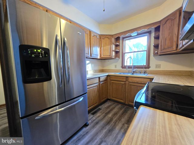 29325 W LINE RD, Delmar, MD 21875