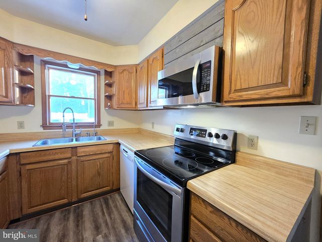 29325 W LINE RD, Delmar, MD 21875