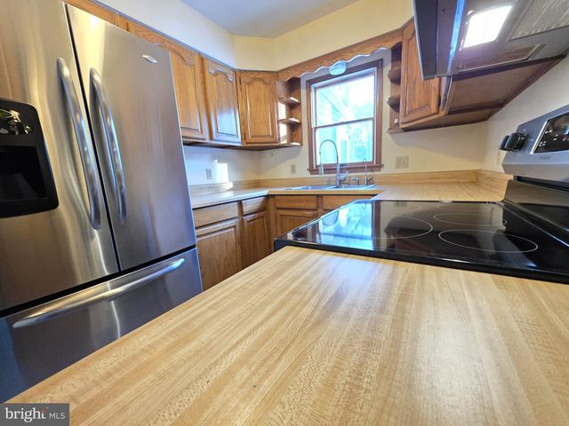 29325 W LINE RD, Delmar, MD 21875