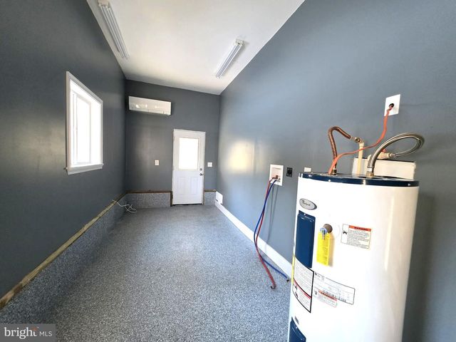 29325 W LINE RD, Delmar, MD 21875