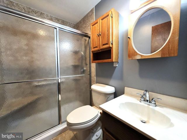 29325 W LINE RD, Delmar, MD 21875