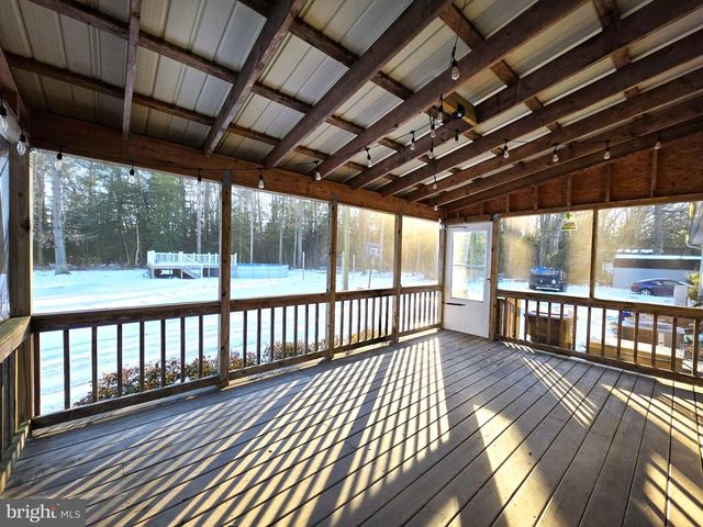 29325 W LINE RD, Delmar, MD 21875