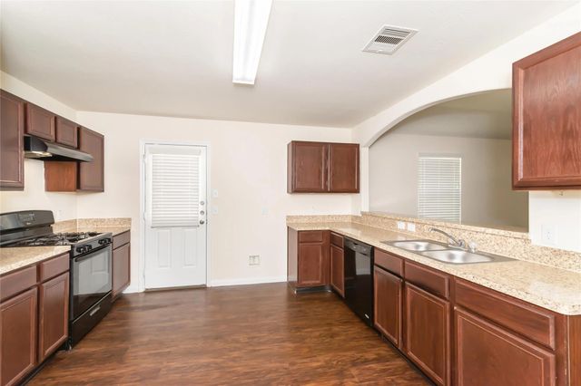 6218 El Granate Drive, Houston, TX 77048