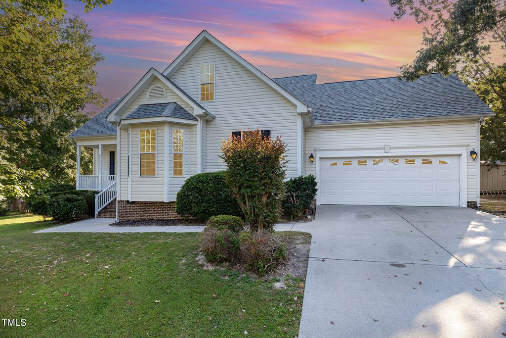 70 Oak Leaf Trail, Youngsville, NC 27596