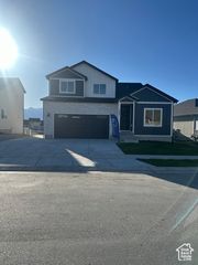 7927 N BRISTLECONE RD #204, Eagle Mountain, UT 84005
