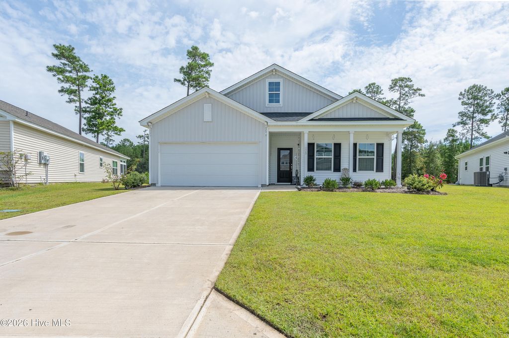 220 Averyville Drive, Conway, SC 29526