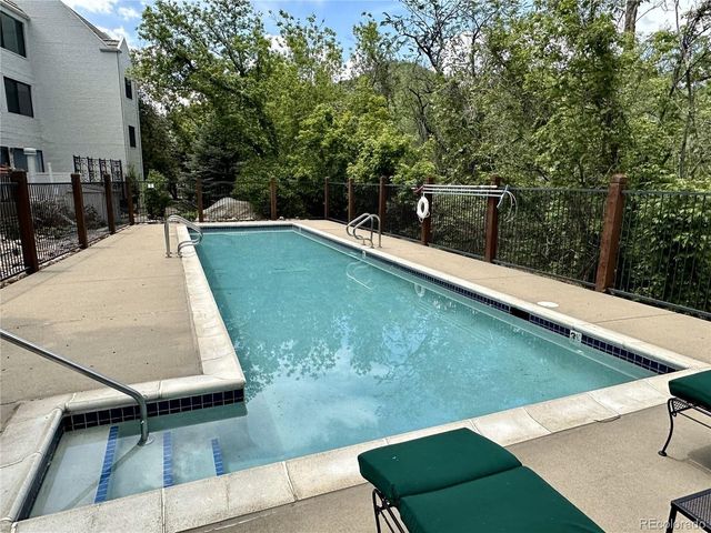 315 Arapahoe Ave 202, Boulder, CO 80302