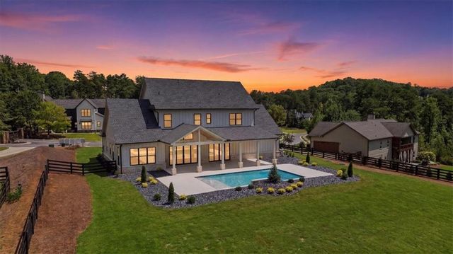 6008 Bluewater Boulevard, Gainesville, GA 30506