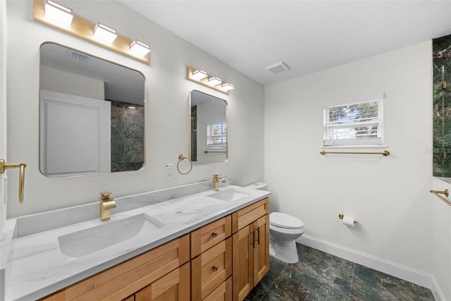 5160 80TH WAY N, St Petersburg, FL 33709