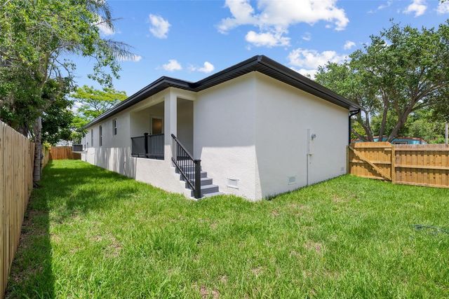 5160 80TH WAY N, St Petersburg, FL 33709