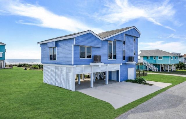 21417 Gulf Drive, Galveston, TX 77554