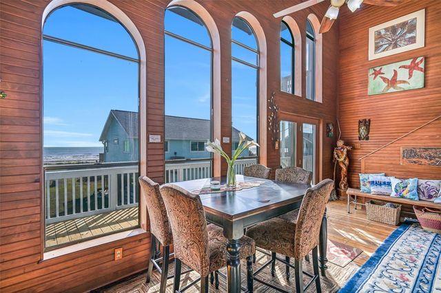 21417 Gulf Drive, Galveston, TX 77554