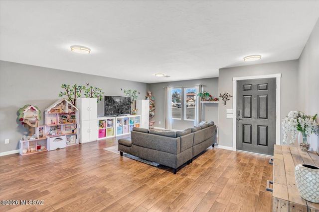 10652 S Silverbluff Drive, Vail, AZ 85641