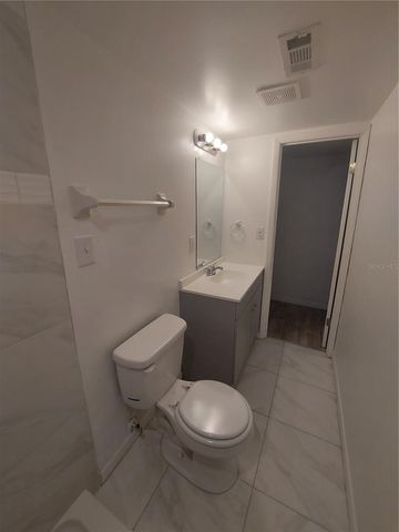 253 N BLUE LAKE AVENUE, Deland, FL 32724