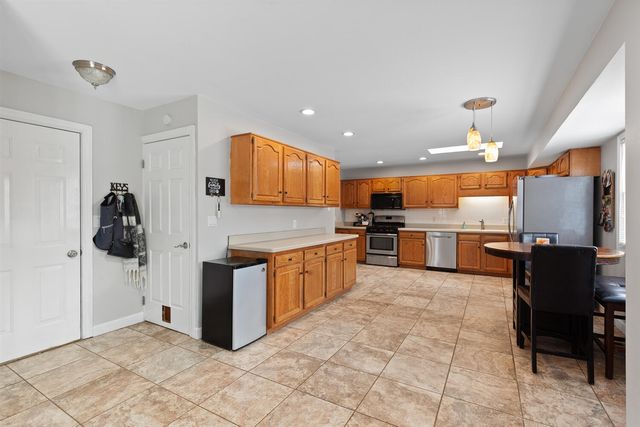 2658 Spielman Heights Drive, Adrian, MI 49221