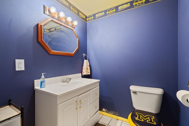 2658 Spielman Heights Drive, Adrian, MI 49221