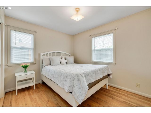 406 EASTFIELD Dr, Oregon City, OR 97045