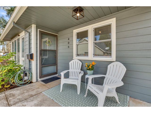 406 EASTFIELD Dr, Oregon City, OR 97045