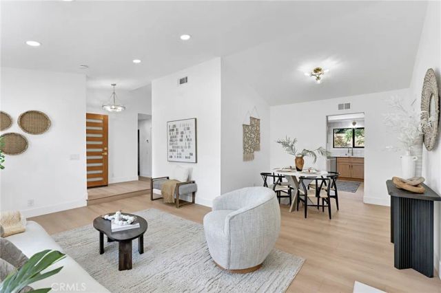467 Lee Ave, Claremont, CA 91711